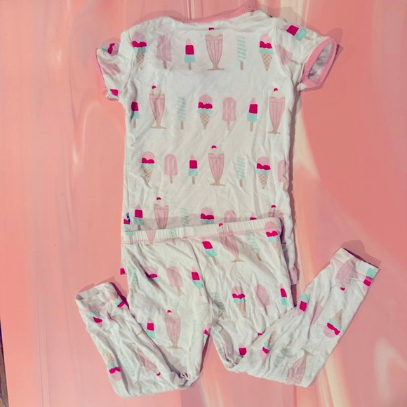 🟡Kickee Pants Short Sleeve PJ Set - Picture 4 of 6